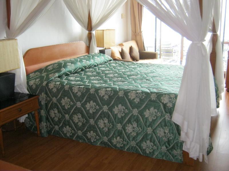 Orchid Hotel&Spa Kalim Bay Patong Exterior foto
