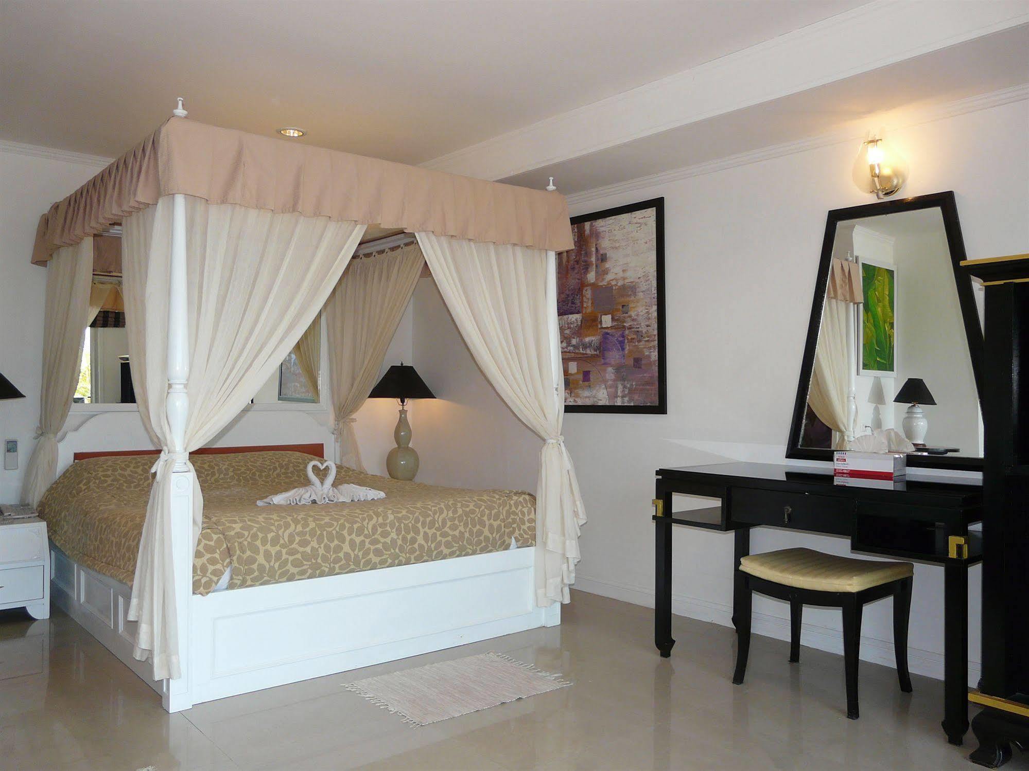 Orchid Hotel&Spa Kalim Bay Patong Exterior foto