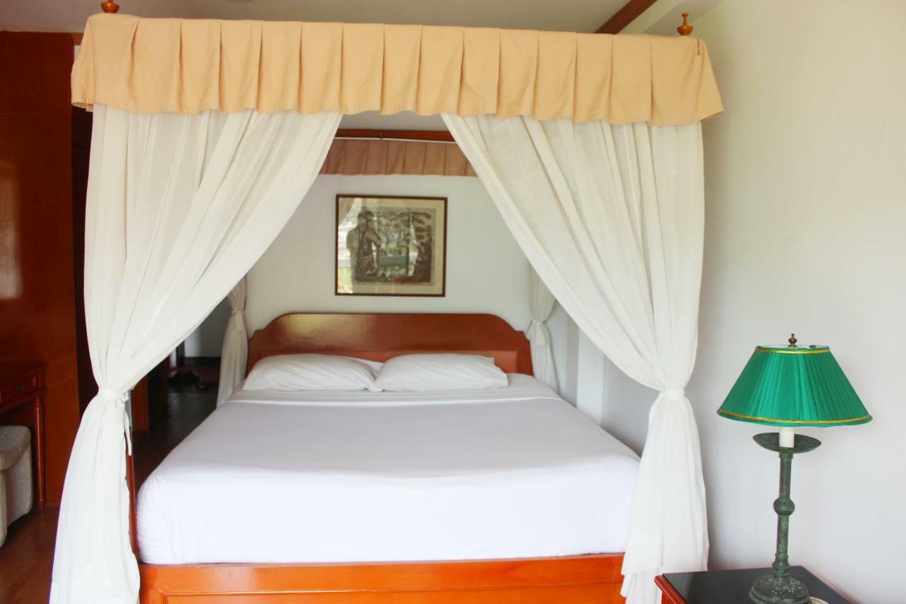 Orchid Hotel&Spa Kalim Bay Patong Exterior foto